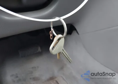 2004 Toyota Corolla Le from USA, damaged, VIN 2T1BR32E74C289611